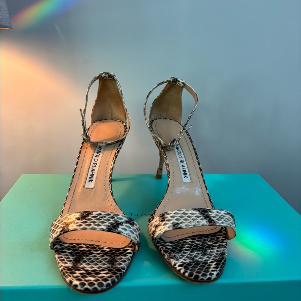 Manolo Blahnik snake strappy 36.5 ) 6.5 - Picture 4 of 7